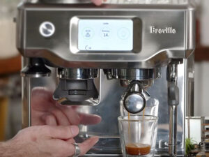 How to Clean Breville Espresso Machine without Tablets