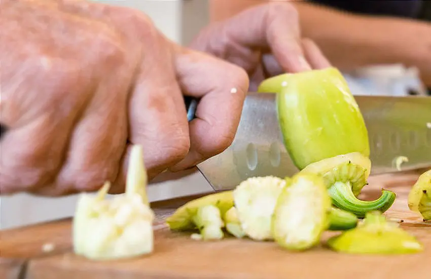 Chef Knife vs Carving Knife