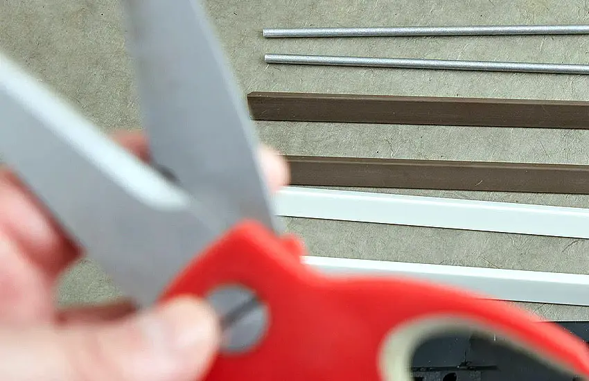 How to Sharpen Scissors With Knife Sharpener Rod