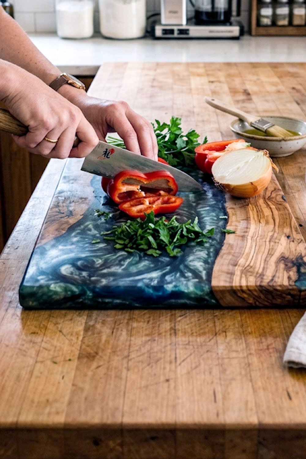 Can you cut on a resin cutting board