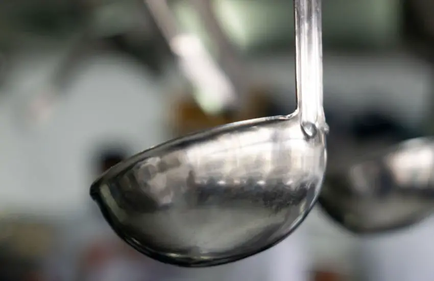 How to Clean a Ladle