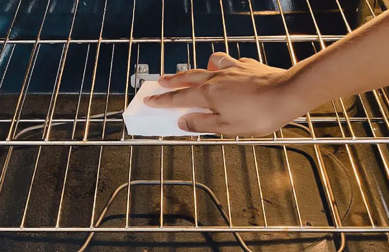 How to Clean Oven Racks with Baking Soda and Vinegar