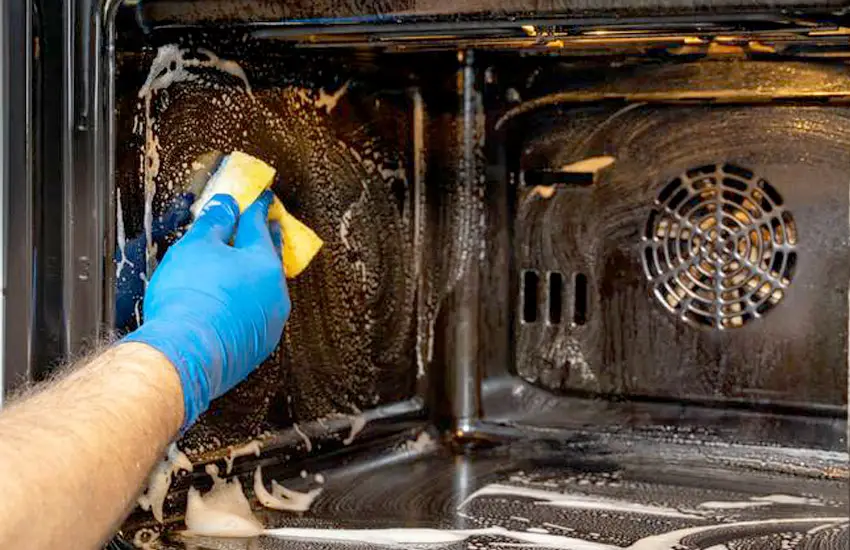 How to Clean Oven without Chemicals