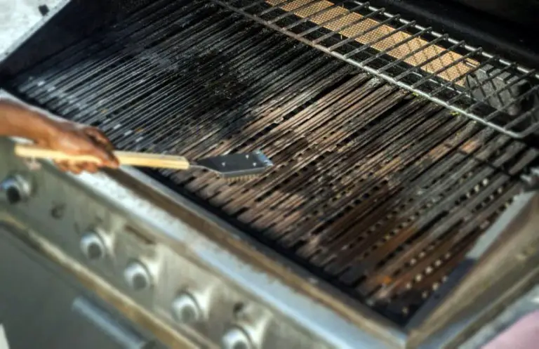 How to Clean BBQ Grill with Vinegar and Baking Soda