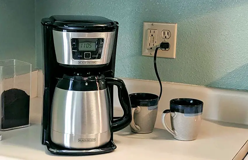 How to Clean Black and Decker Coffee Maker