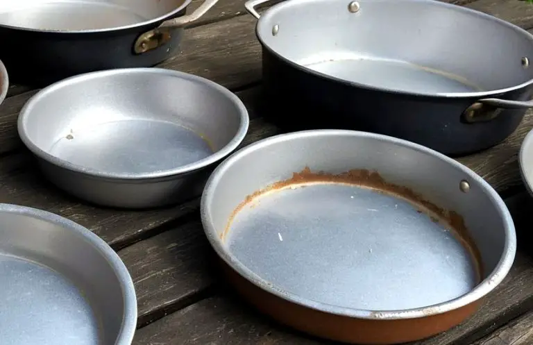 Are Discolored Aluminum Pans Safe to Use