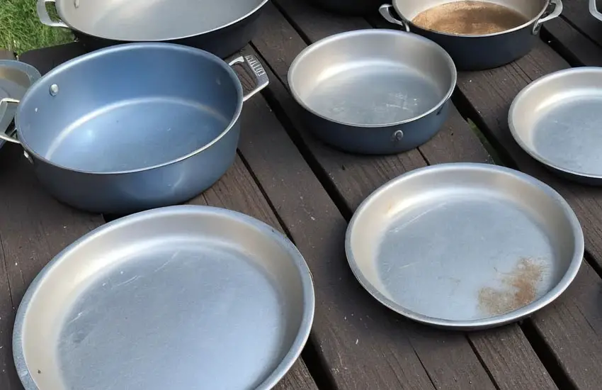 Is Discolored Aluminum Pan Safe to Use