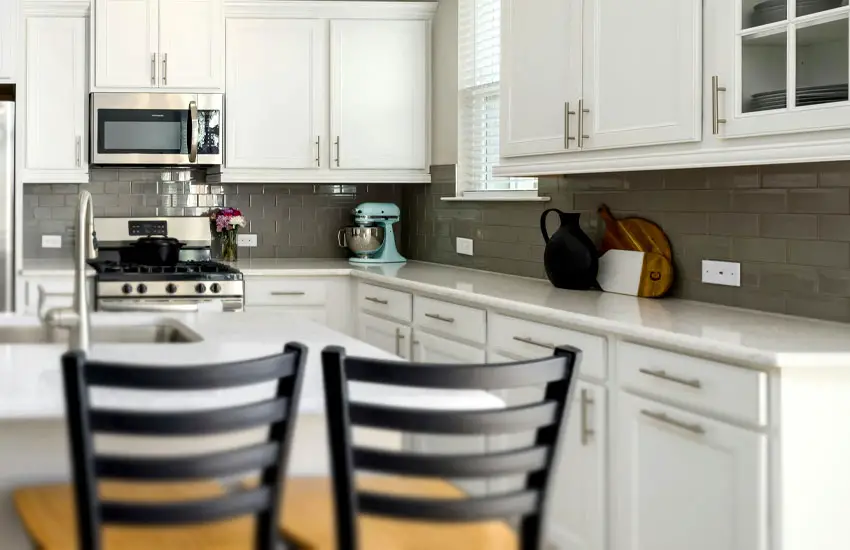 How to Clean White Kitchen Cabinets