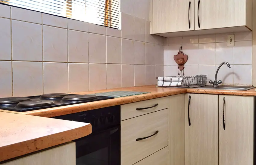 How to Remove Your Kitchen Countertop
